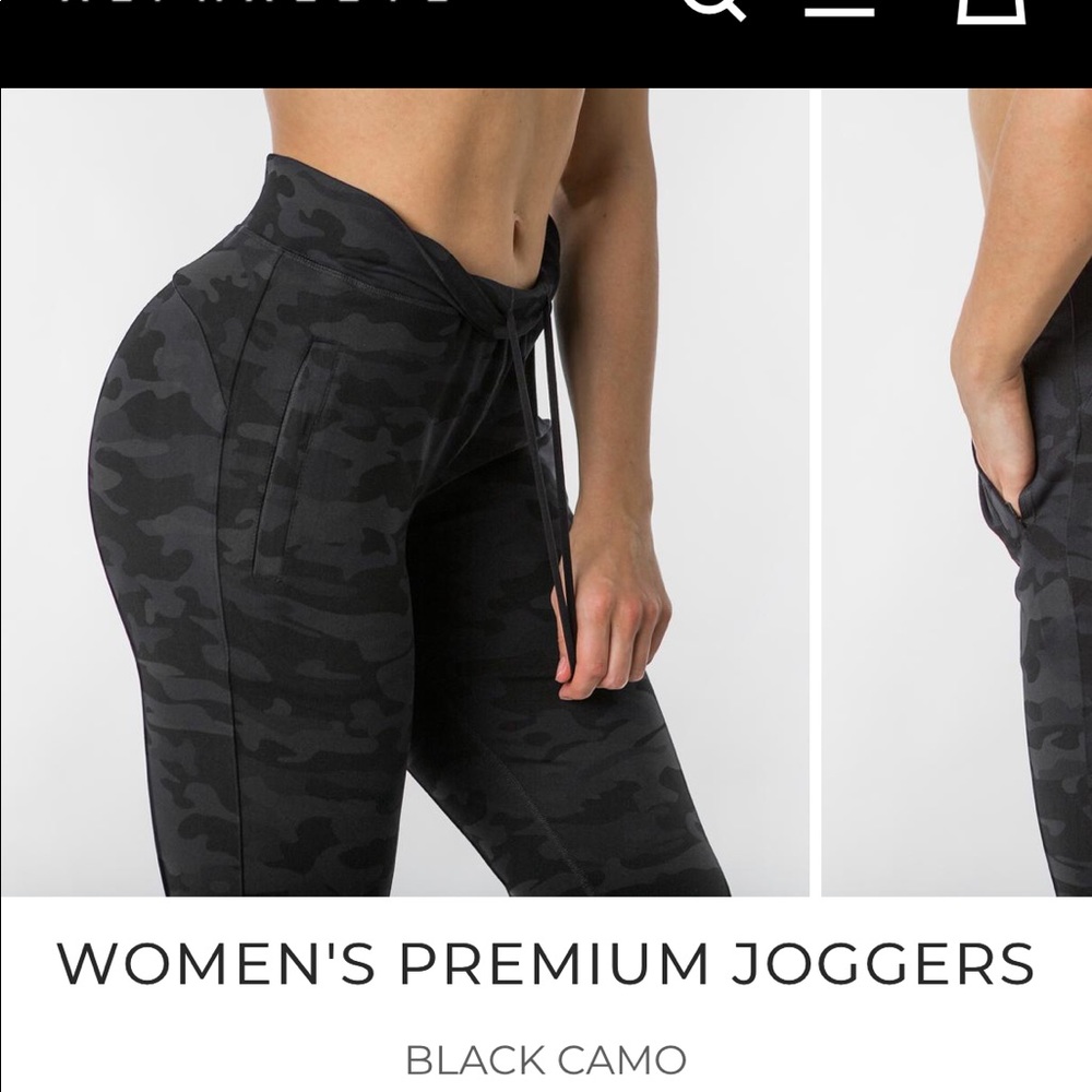 SOLD ! Alphalete Black Camo Premium Joggers